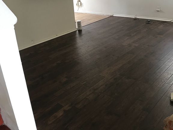 4th image of 1116 Oakwood Ave