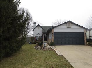 27 Meadow Ct W, Whiteland, IN 46184