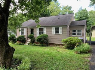 104 Kreswell Cir, Spartanburg, SC 29302