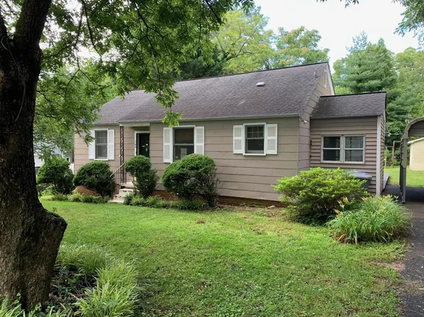 104 Kreswell Cir, Spartanburg, SC 29302