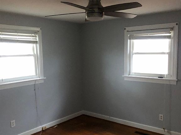 5th image of 1007 1st Street Dr SE