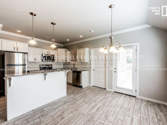 4th image of 124 N Benchmark Ln