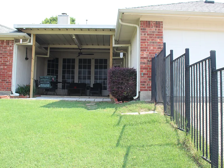 610 Big Oak Ct — Photo 3