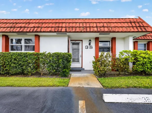 5800 W Fernley Dr Drive W #38, Greenacres, FL 33415
