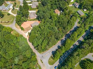 104 Creekside Ln, Hildebran, NC 28637