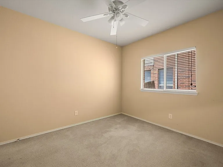 5817 Quicksilver Dr — Photo 19