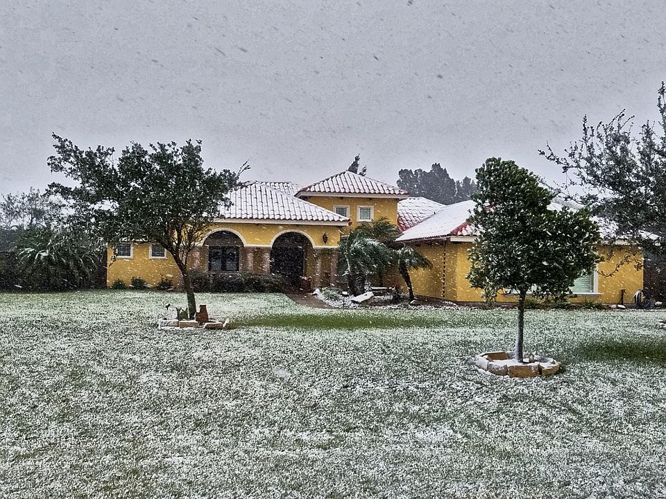 1st image of 21329 Vista Dr