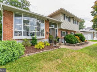 115 Adrienne Ave, Blackwood, NJ 08012