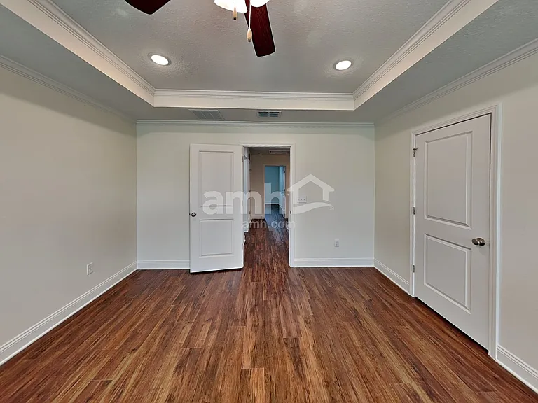 453 Onate Cir — Photo 17