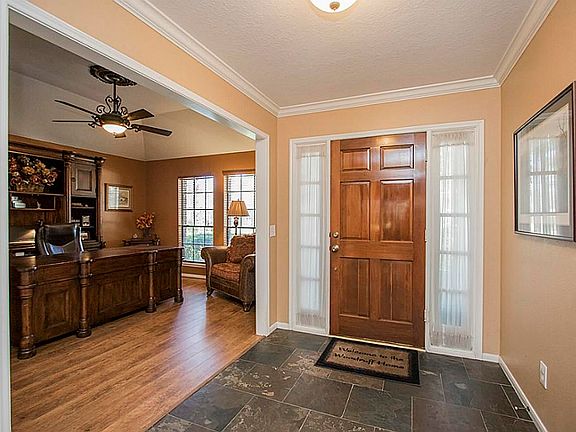 4th image of 17907 Lone River Ct