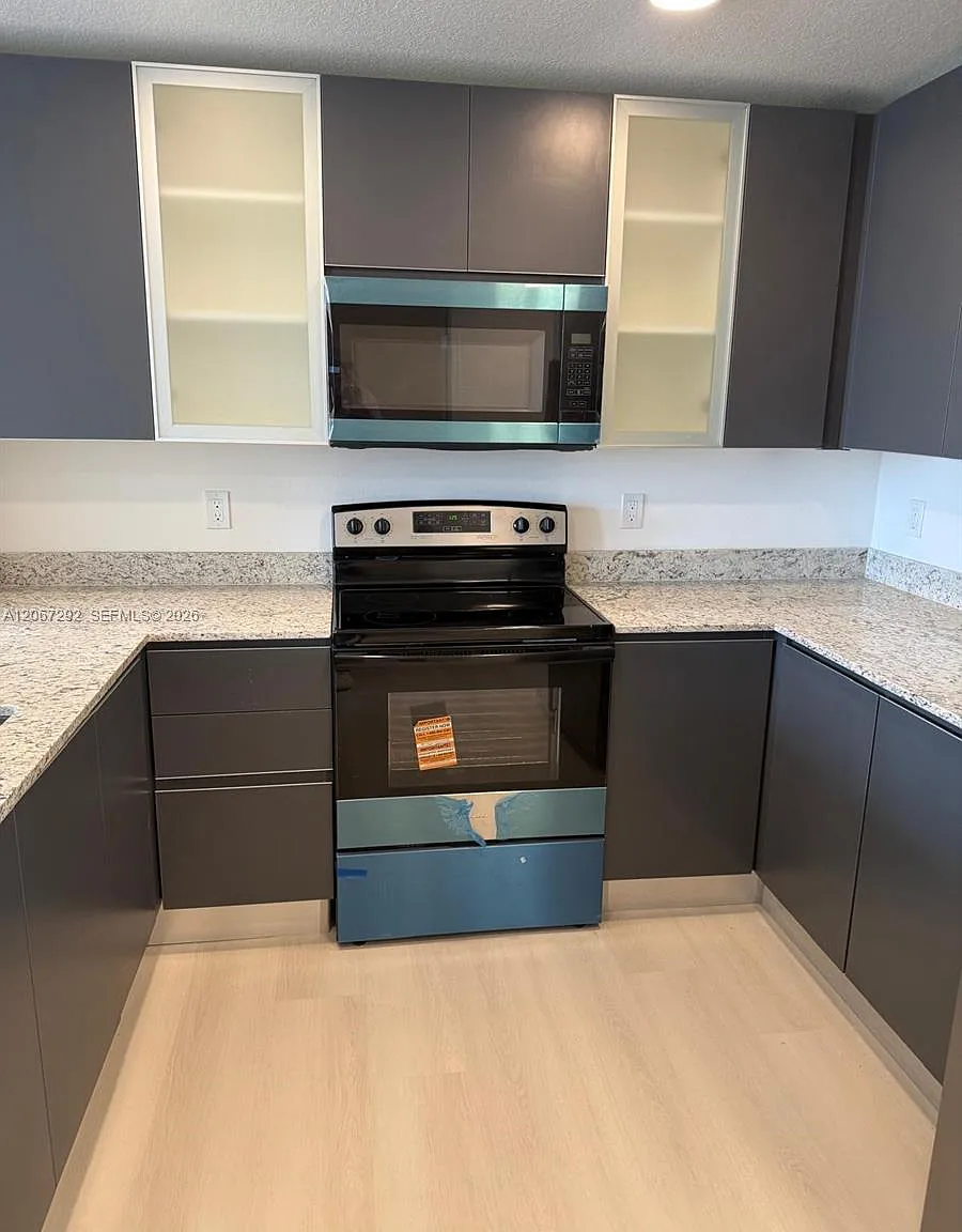 5563 Milenia Park Blvd — Photo 3
