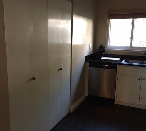 5th image of 115 Seal Rock Ct