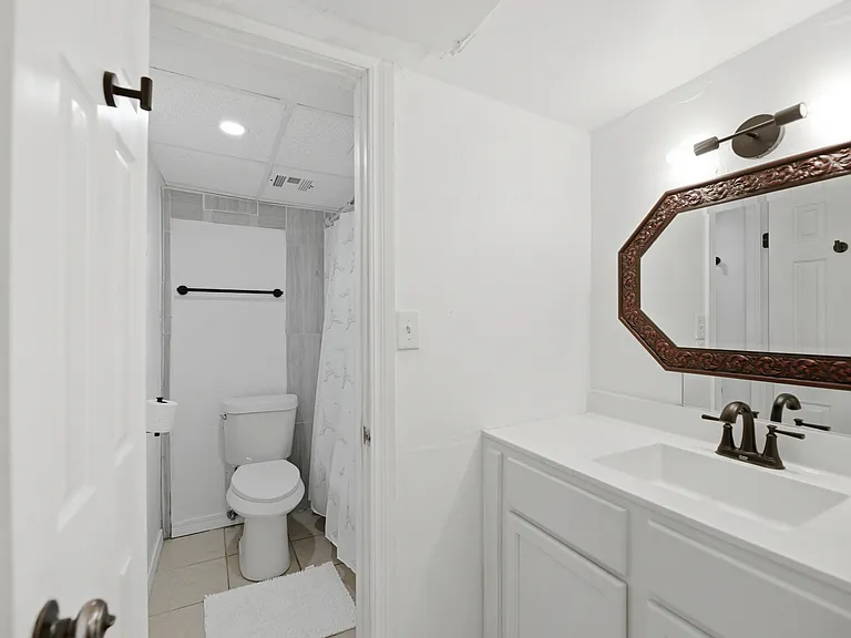 1802 E 66th Pl #F106 — Photo 8