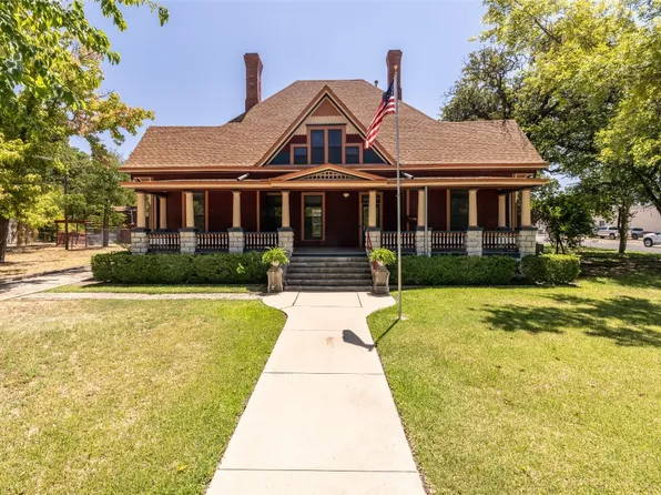 202 E Lee Ave, Weatherford, TX 76086