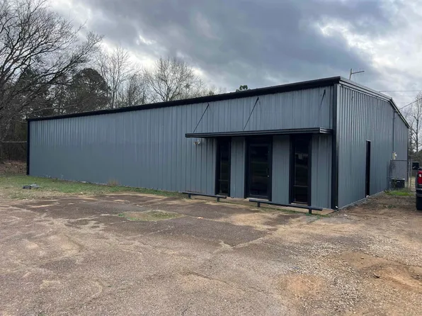 83 Fm 250 N, Hughes Springs, TX 75656