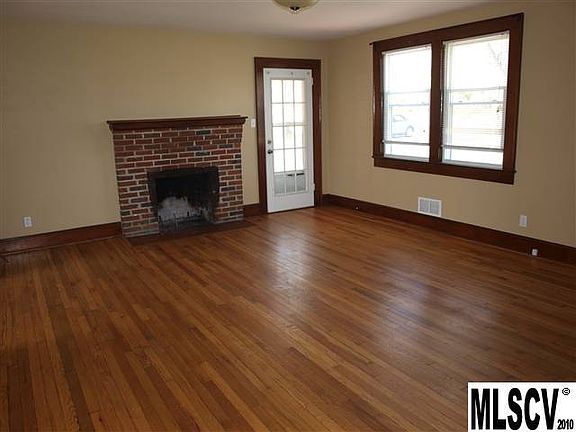4th image of 1720 29th Avenue Dr NE