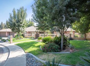 107 E Sunnyside Ct, Visalia, CA