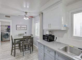 721 Larch St, Inglewood, CA 90301