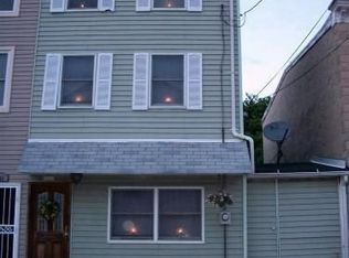 303 Ridgeway St, Gloucester City, NJ 08030