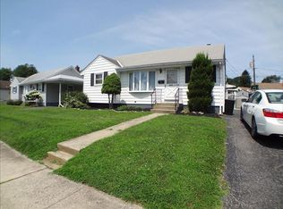 1444 Valley Rd, Bethlehem, PA 18018