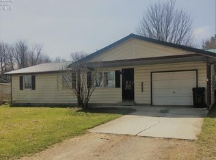 16 Linda Ln, Bloomville, OH 44818