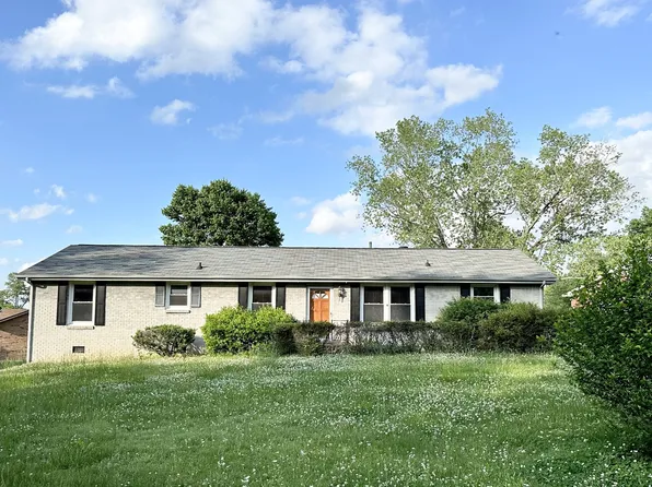 317 Chateauroux Dr, Clarksville, TN 37042