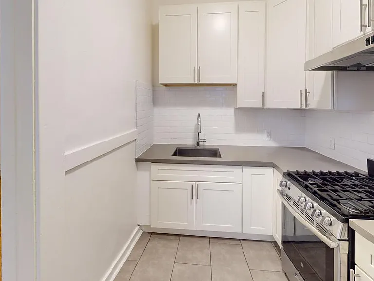 1020 Post Street — Photo 5