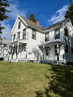 1st image of 8 Summit St #1