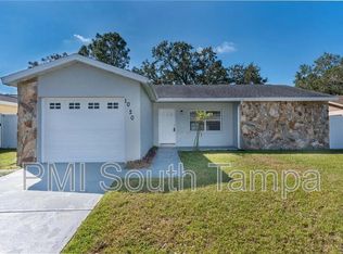 1020 Pine Ridge Cir, Brandon, FL 33511