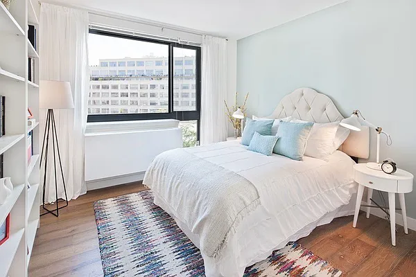 Rented by Compass | media 13