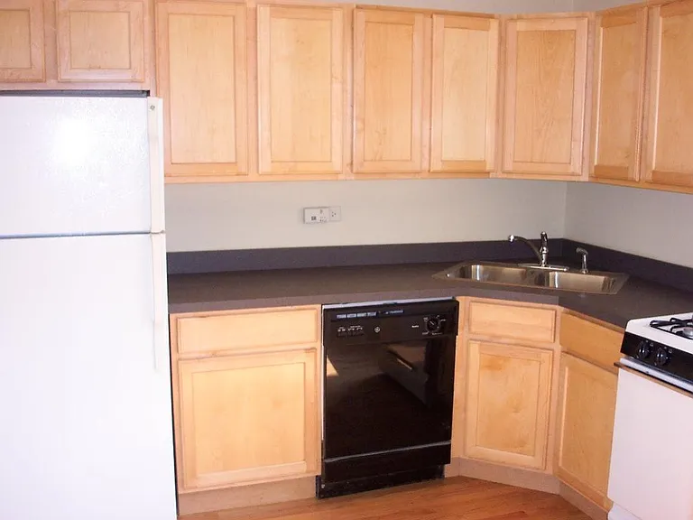 1243 W Hood Ave #1S — Photo 2