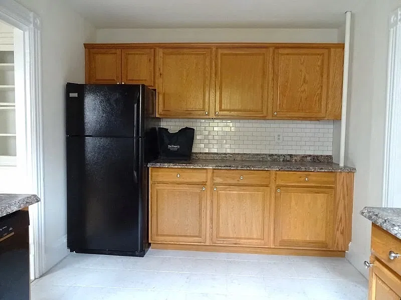2 bed, 700 sqft, $2,198 — Photo 2