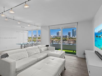 500 Three Islands Blvd APT 127, Hallandale Beach, FL, 33009