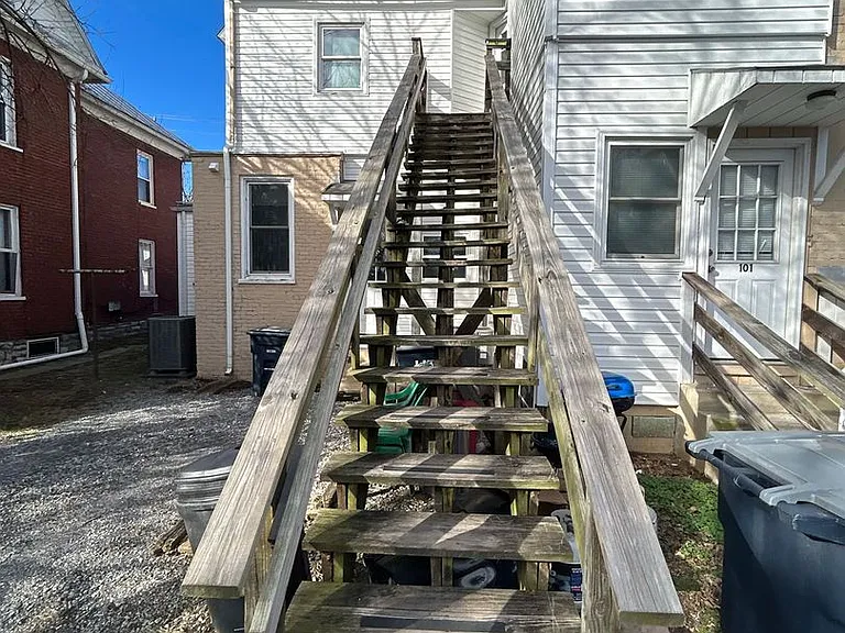 330 N High St #202 — Photo 9