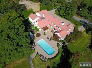 200 Pershing Rd, Englewood Cliffs, NJ 07632