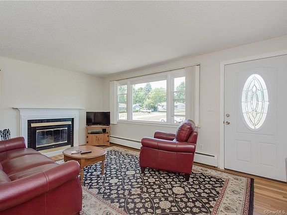 2nd image of 43 Margery Dr