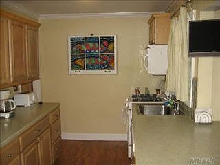 4th image of 109 Coolidge Dr