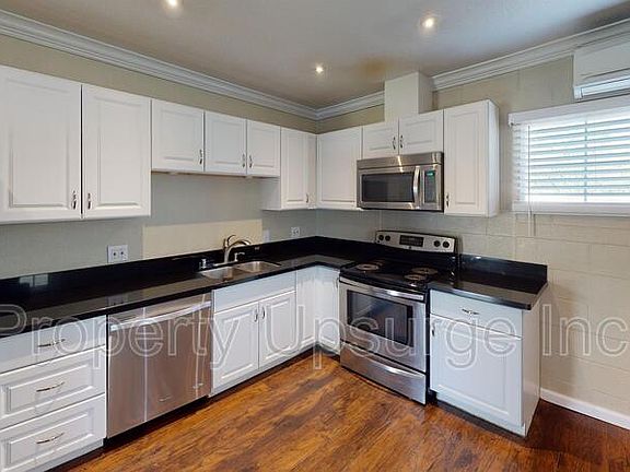 4th image of 2410 Marlene Ave
