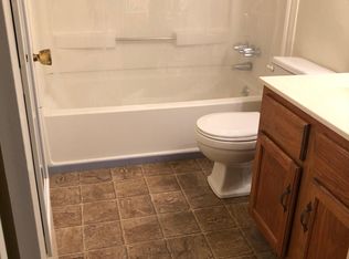 5423 S Hutchinson Ave, Battlefield, MO 65619