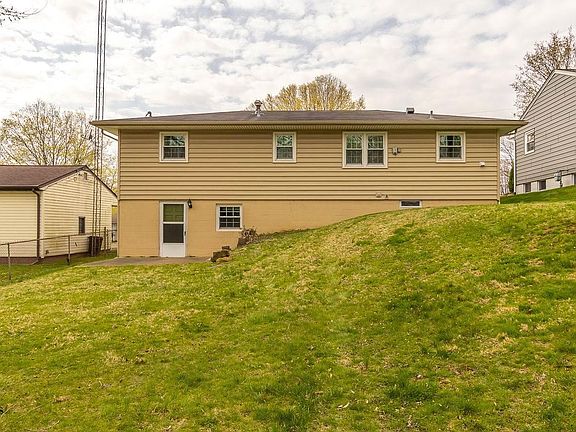 4th image of 146 Berwick Dr