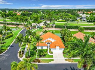 8452 Indian Wells Way, Naples, FL 34113