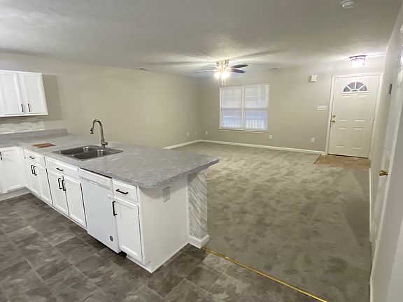 4th image of 11514 Warwick Blvd