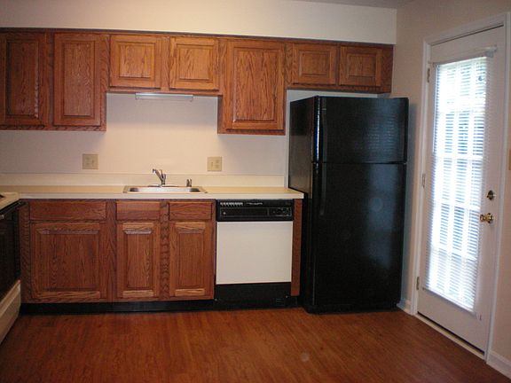 5th image of 5105 Dominion Dr