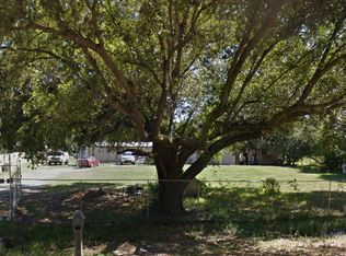 2215 Bruton Rd, Plant City, FL 33565