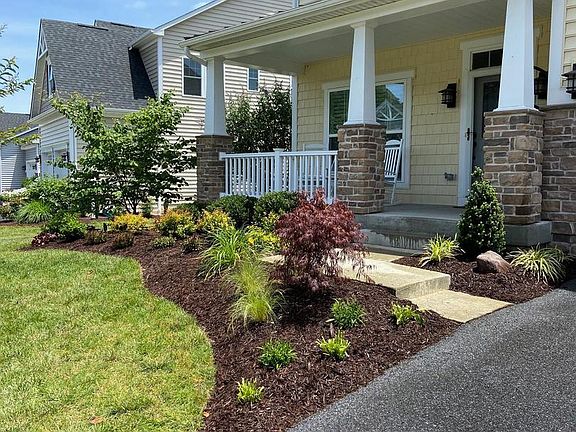 4th image of 41230 Gloucester Dr