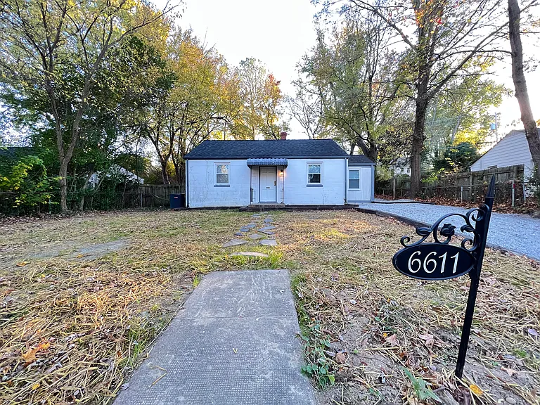 6611 Fitzhugh Ave — Photo 1