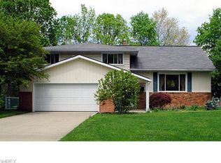 32899 Charmwood Oval, Solon, OH 44139