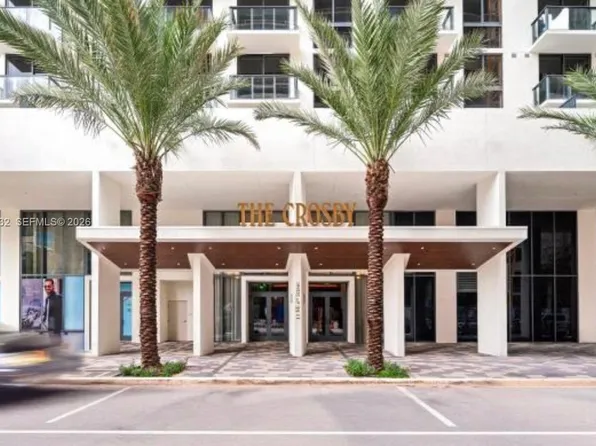 11 NE 6th St, Miami, FL