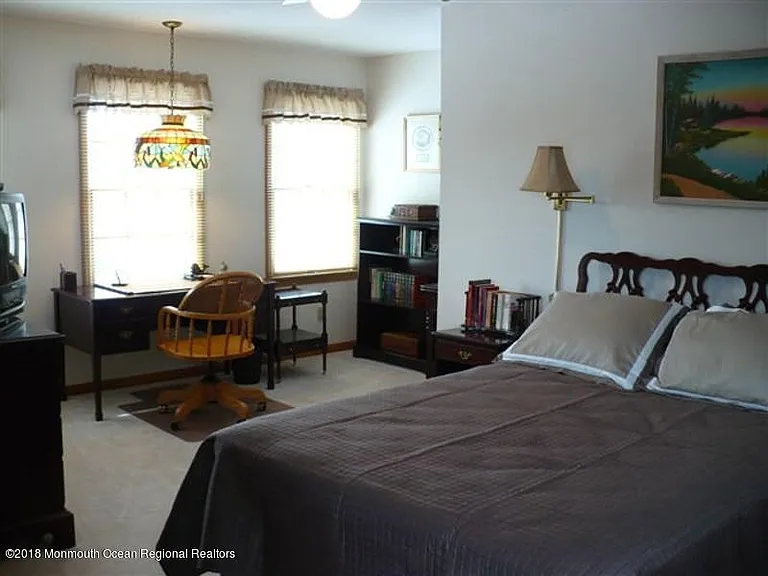 417 Main Ave — Photo 11