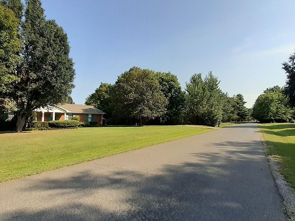 Oakcrest Drive